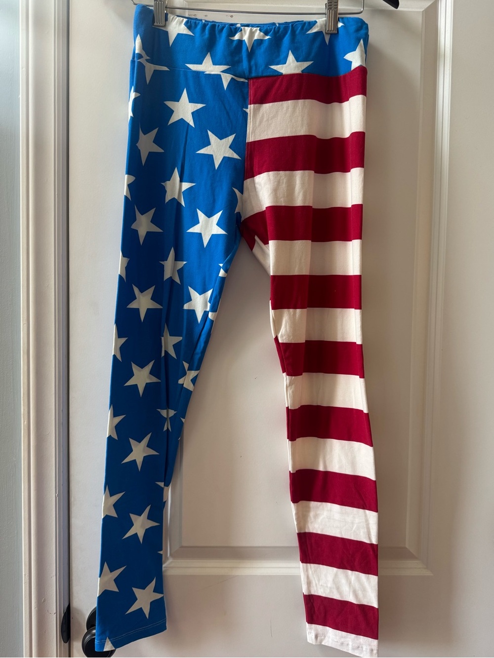 LuLaRoe Tall & Curvy TC American flag print leggings